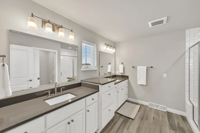 $995,000 | 8130 West Mourning Dove Lane, Mequon, WI 53097