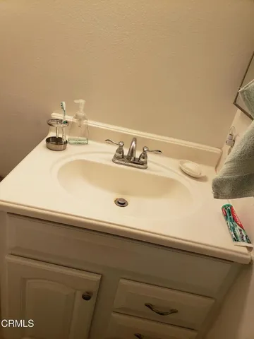 $396,000 | 1300 Saratoga Avenue, Unit 1712, Ventura, CA 93003