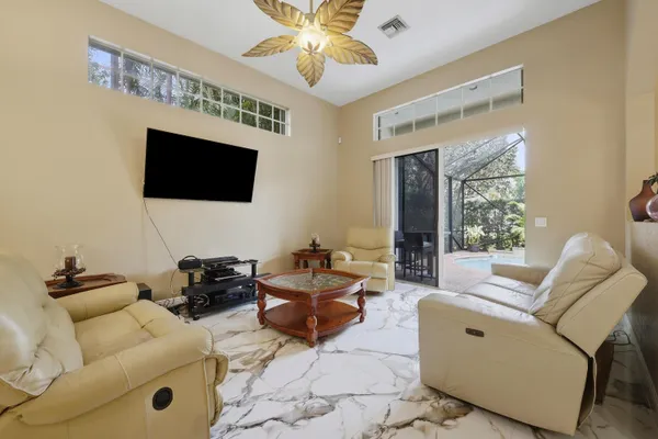 $875,000 | 123 Via Santa Cruz, Jupiter, FL 33458