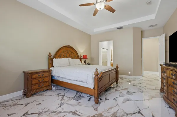 $875,000 | 123 Via Santa Cruz, Jupiter, FL 33458
