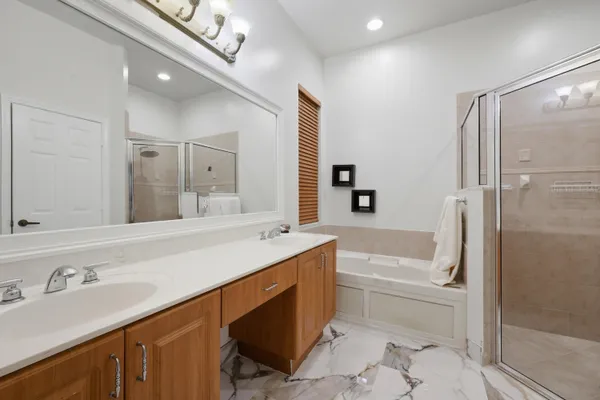 $875,000 | 123 Via Santa Cruz, Jupiter, FL 33458