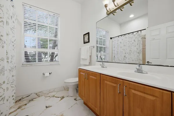 $875,000 | 123 Via Santa Cruz, Jupiter, FL 33458