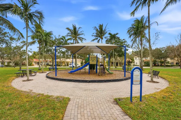 $875,000 | 123 Via Santa Cruz, Jupiter, FL 33458