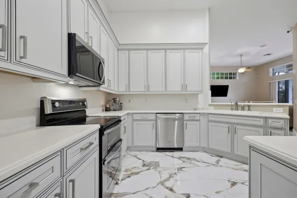 $875,000 | 123 Via Santa Cruz, Jupiter, FL 33458