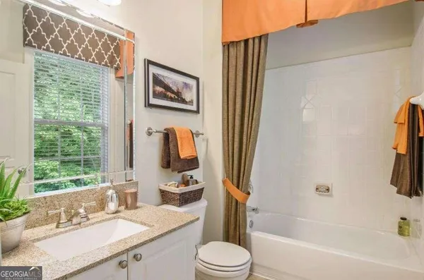 $2,358 | 100 Ladson Court, Unit 525, Decatur, GA 30033