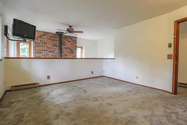 $549,900 | N4522 Park, Cambridge, WI 53523