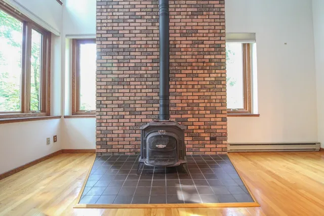 $549,900 | N4522 Park, Cambridge, WI 53523