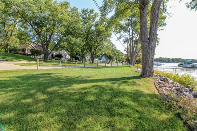 $549,900 | N4522 Park, Cambridge, WI 53523