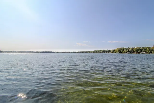 $549,900 | N4522 Park, Cambridge, WI 53523