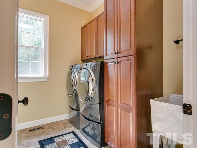 912 Oak Creek Road Raleigh, NC 27615 - Photo 22 of 25 Gallery Image 22