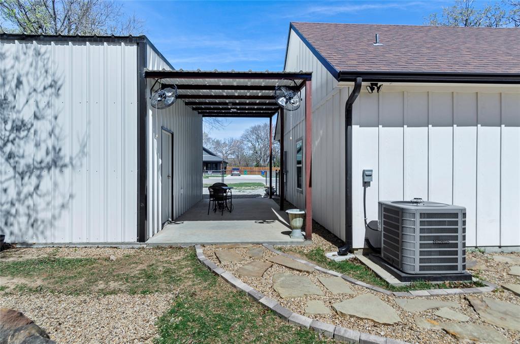 210 Stevens Street Bridgeport, TX 76426 - Photo 28 of 31
