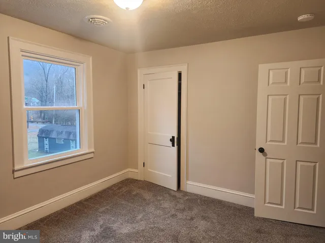 $260,000 | 536 National Highway, La Vale, MD 21502