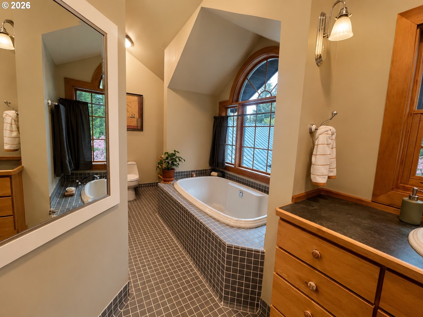 61001 Liberty Road Joseph, OR 97846 - Photo 17 of 31 Bathroom, Attached