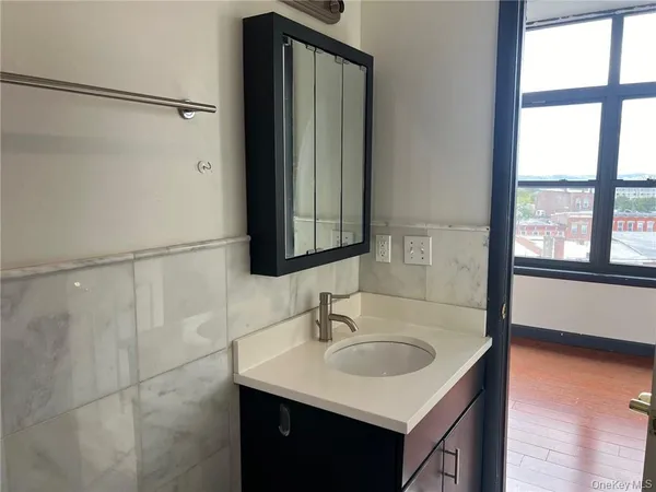 $1,450 | 26 North Street, Unit 6A, Middletown, NY 10940