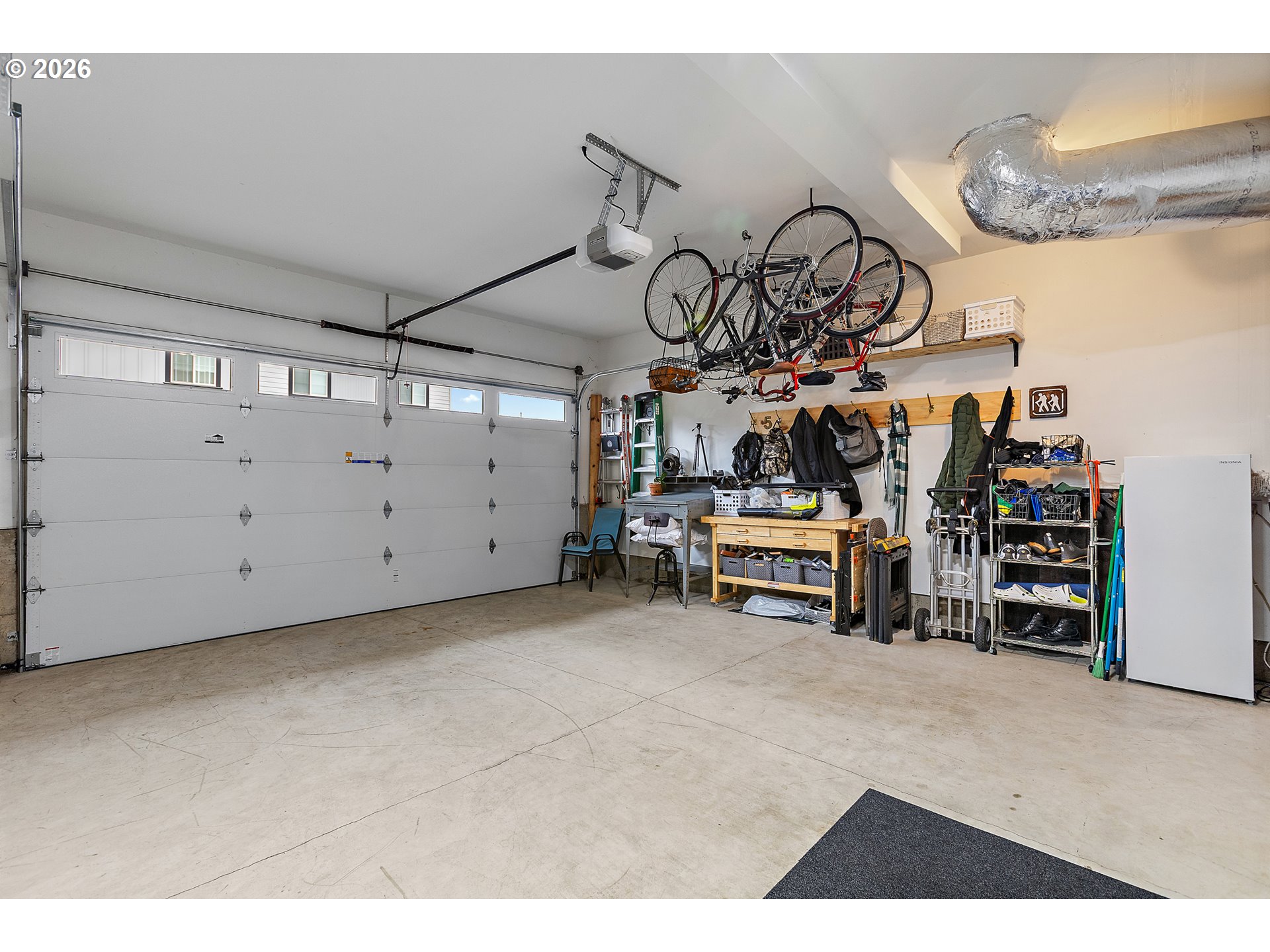 7262 Southwest Woodbury Loop Wilsonville, OR 97070 - Photo 11 of 34 Garage