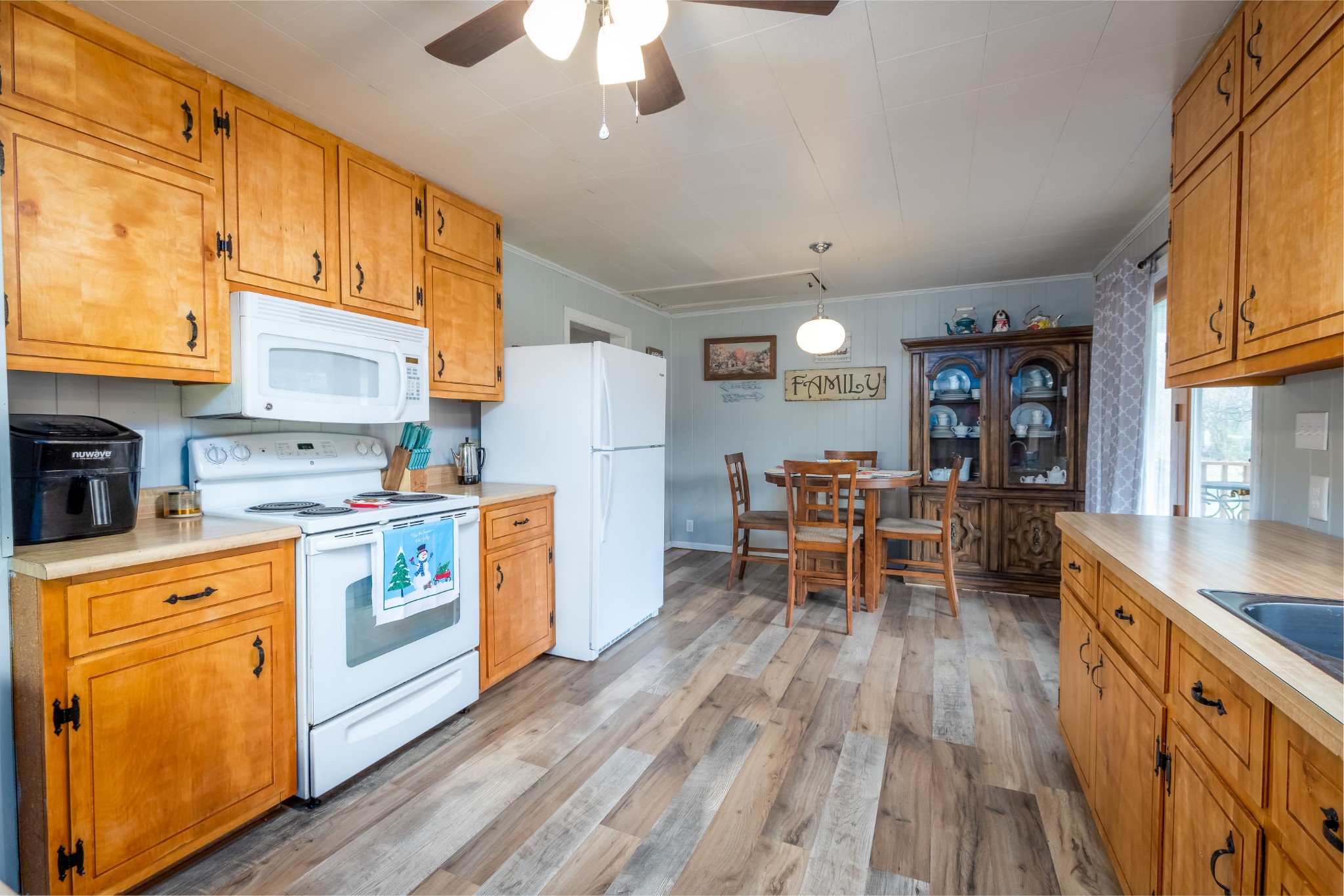 1137 Beacon Road Parsons, TN 38363 - Photo 5 of 30