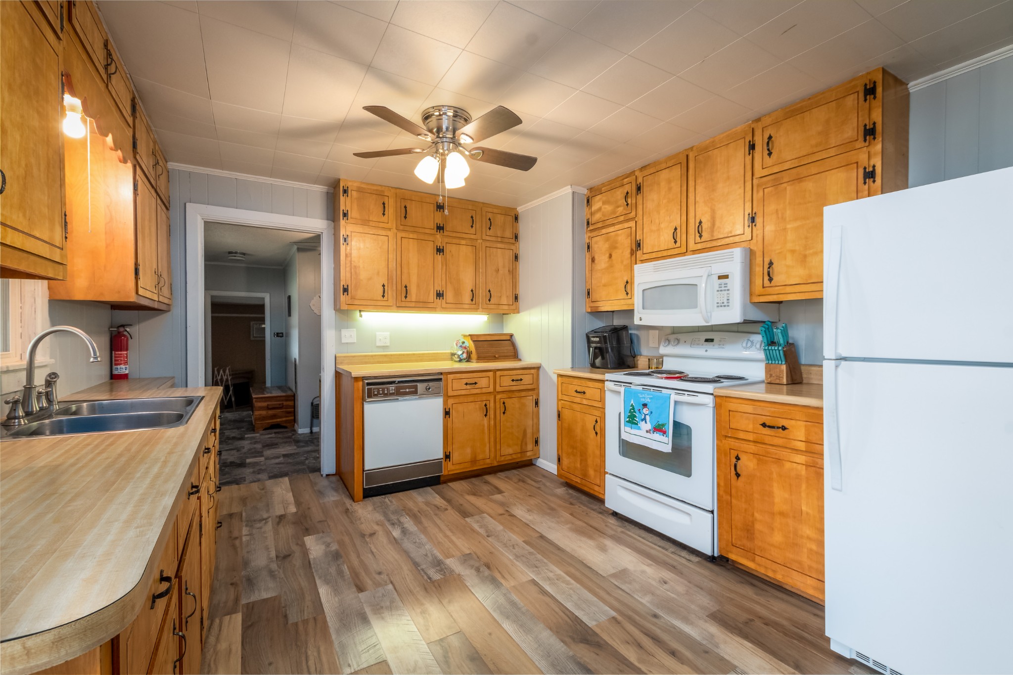 1137 Beacon Road Parsons, TN 38363 - Photo 8 of 30