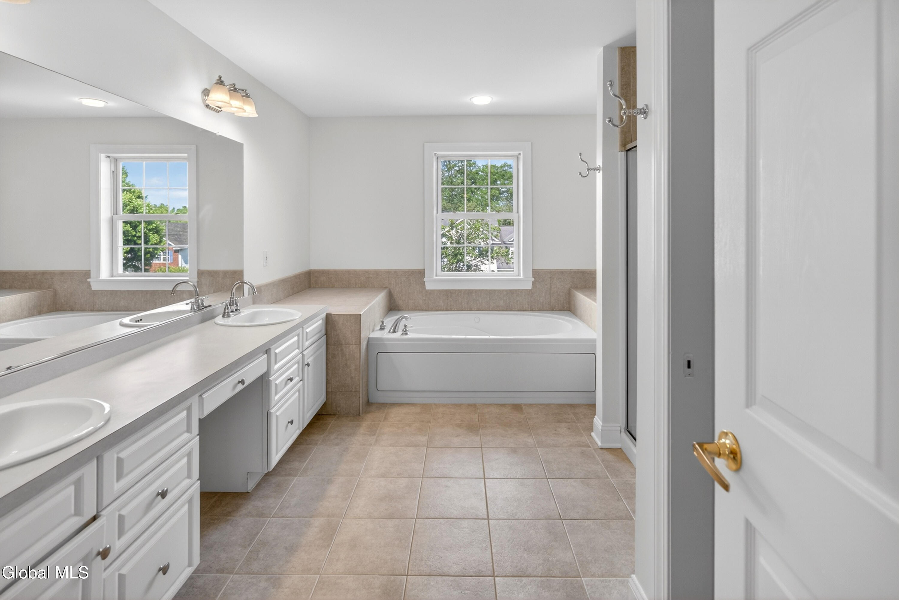 43 Dyke Road Colonie, NY 12110 - Photo 24 of 45 34-print-033_DSC02341
