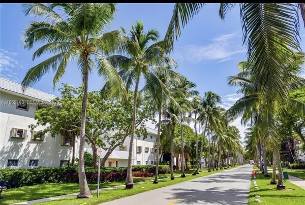 $549,000 | Key Biscayne Condominiums, Key Biscayne, FL 33149