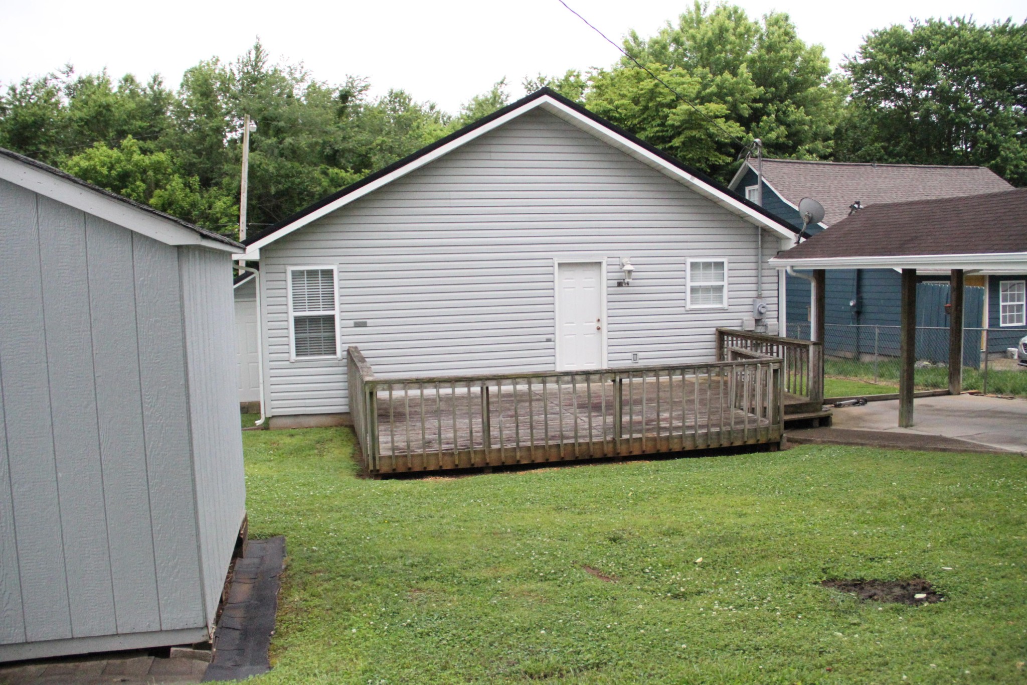 61612 Steekee Road Loudon, TN 37774 - Photo 18 of 23 a view of a house with a yard and sitting area