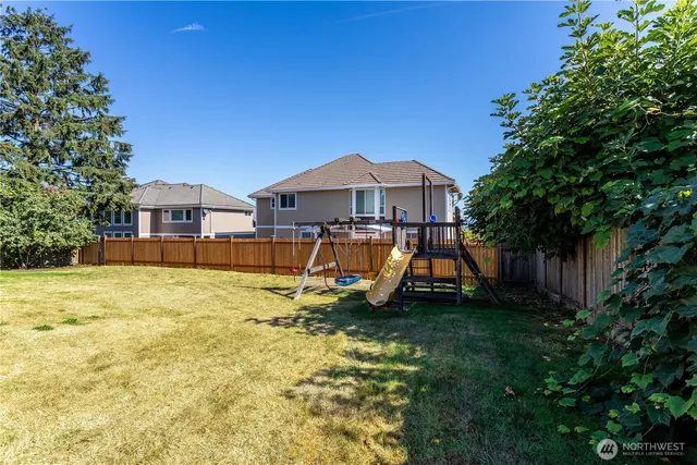 $910,000 | 14636 46th Avenue South, Tukwila, WA 98168