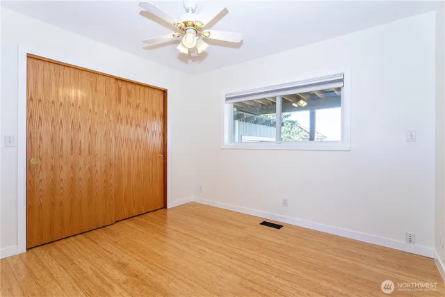 $910,000 | 14636 46th Avenue South, Tukwila, WA 98168