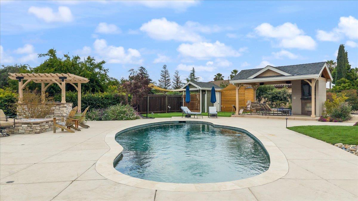 8720 Fairoaks Road Tracy, CA 95304 - Photo 61 of 64