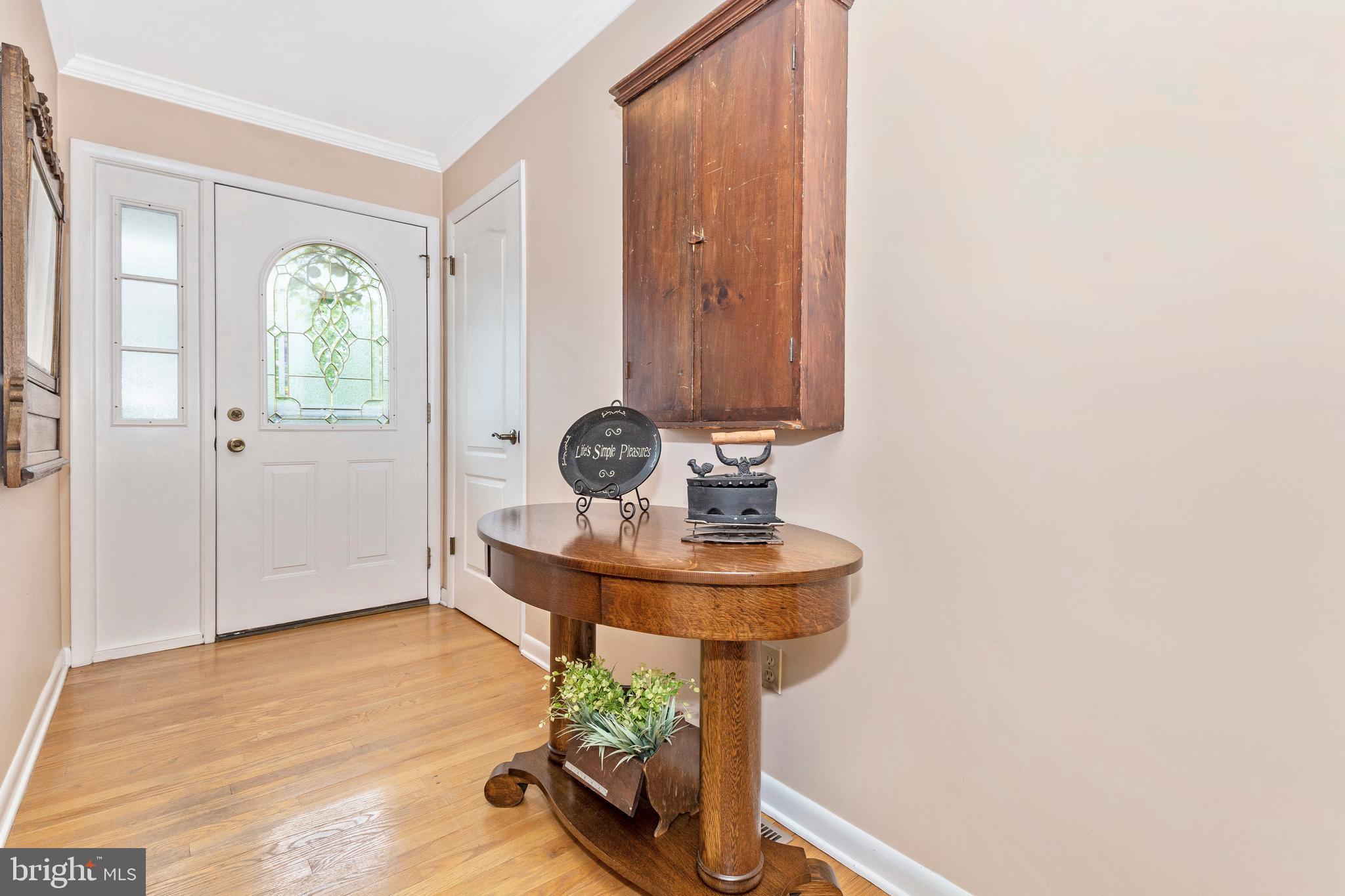 200 Bell Road Westminster, MD 21158 - Photo 2 of 58 OPEN AND BRIGHT FOYER
