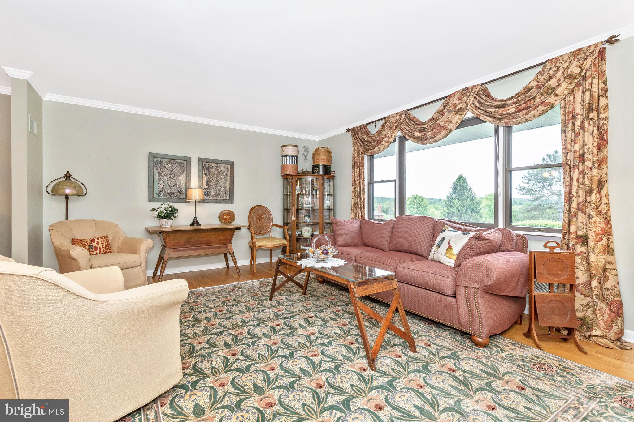 200 Bell Road Westminster, MD 21158 - Photo 3 of 58 SUN FILLED ROOMS