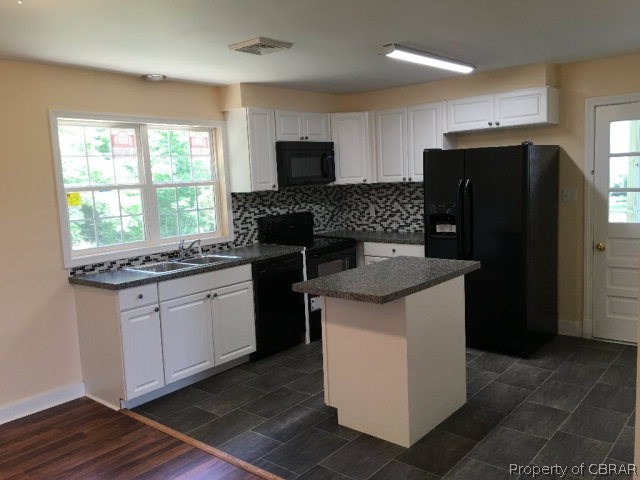 373 Fairport Road Reedville, VA 22539 - Photo 2 of 17