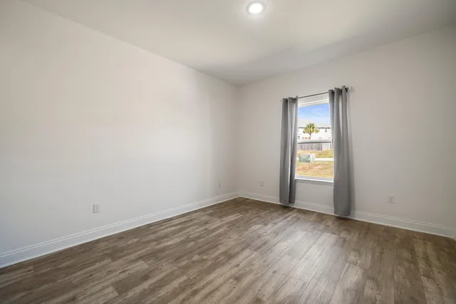 $2,000 | 4902 Kensington Lane, Crestview, FL 32539