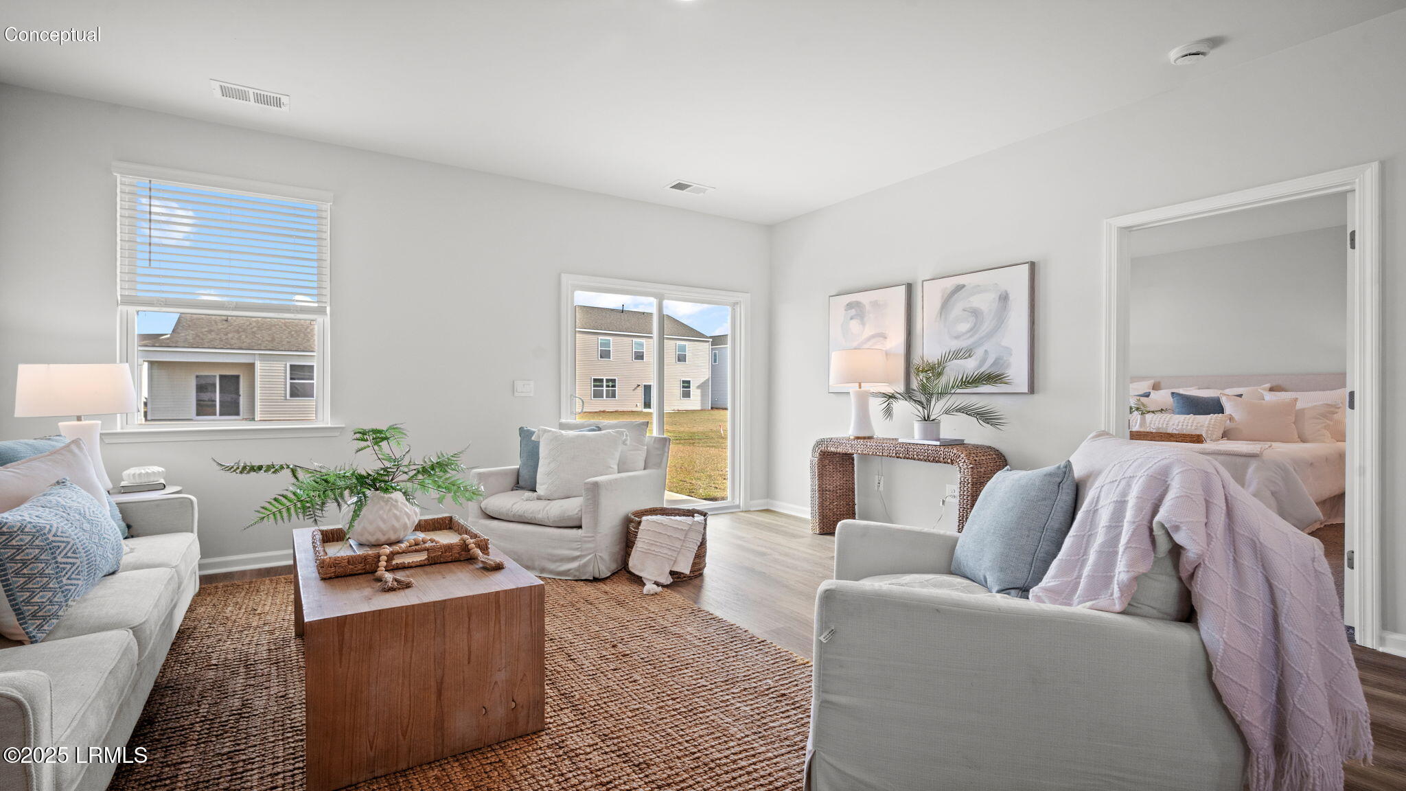 976 Sanctum Street Ridgeland, SC 29936 - Photo 8 of 35 8 LR