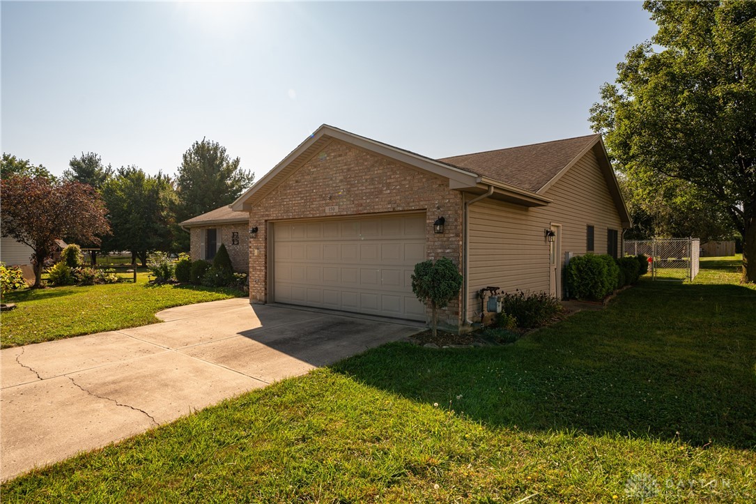 150 Locust View Way Troy, OH 45373 - Photo 37 of 44