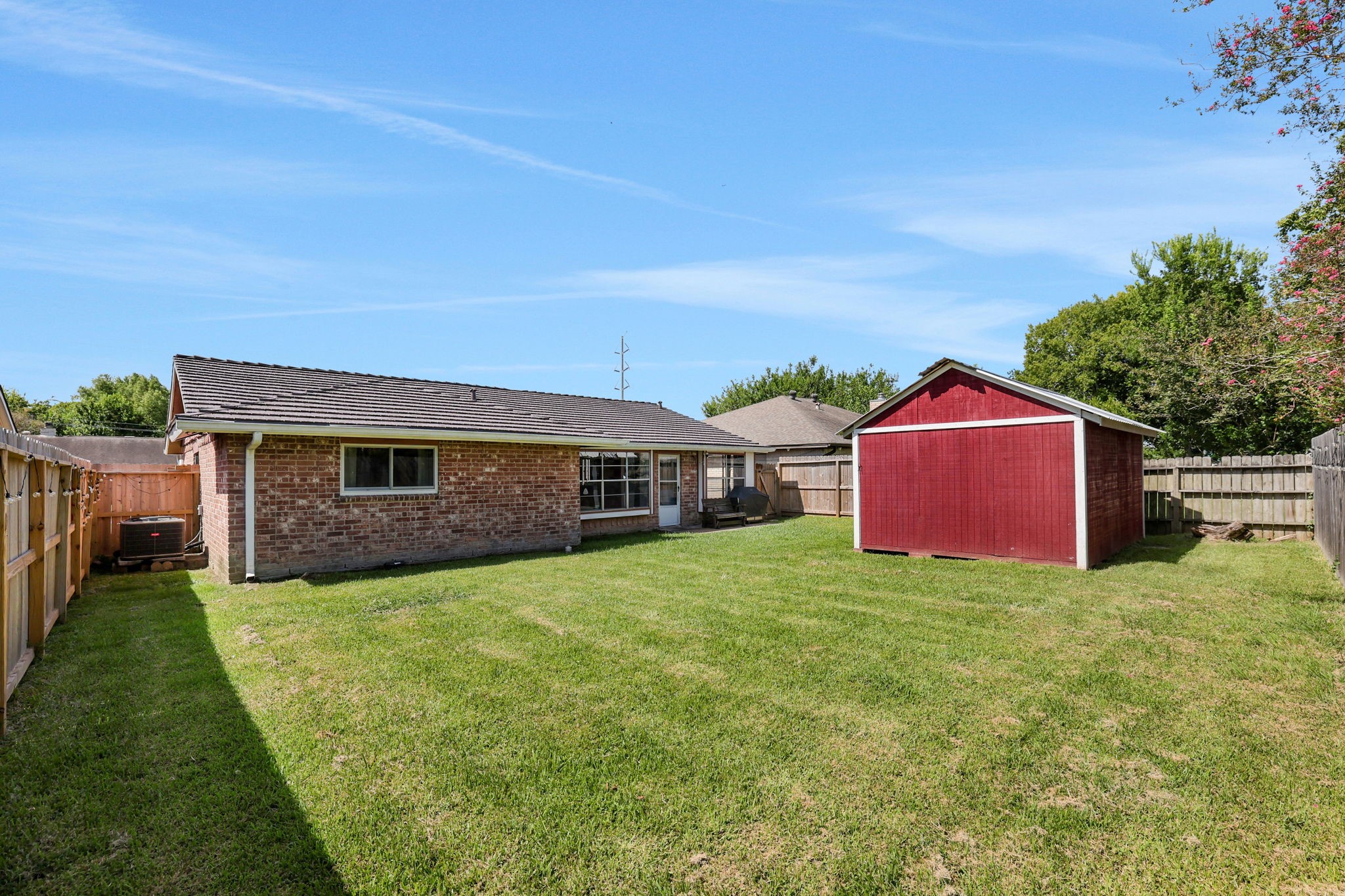 8515 Oakhaven Road La Porte, TX 77571 - Photo 7 of 30 Gallery Image 7