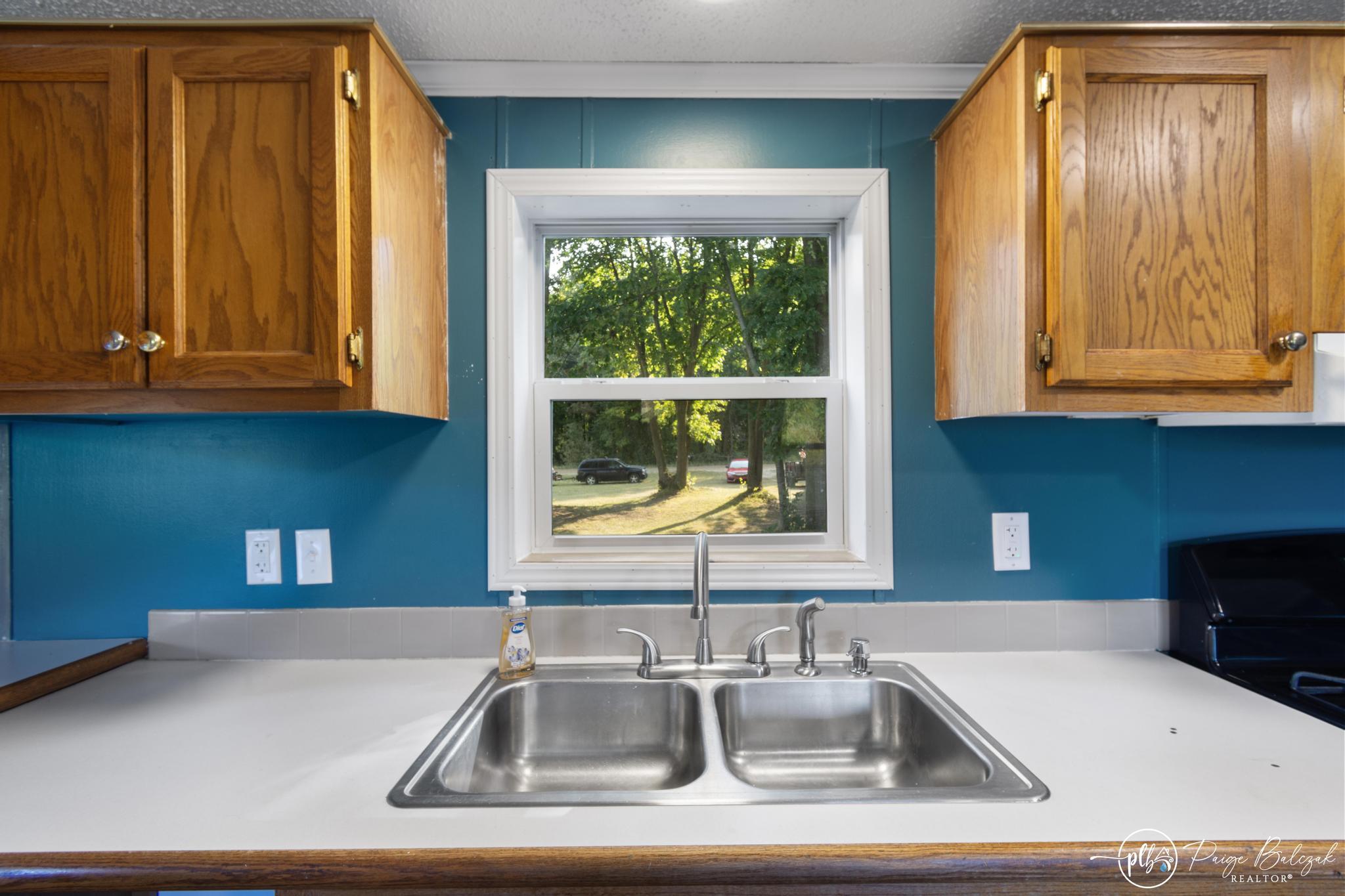 3226 South Grow Road Sidney, MI 48885 - Photo 6 of 24 DSC_0909