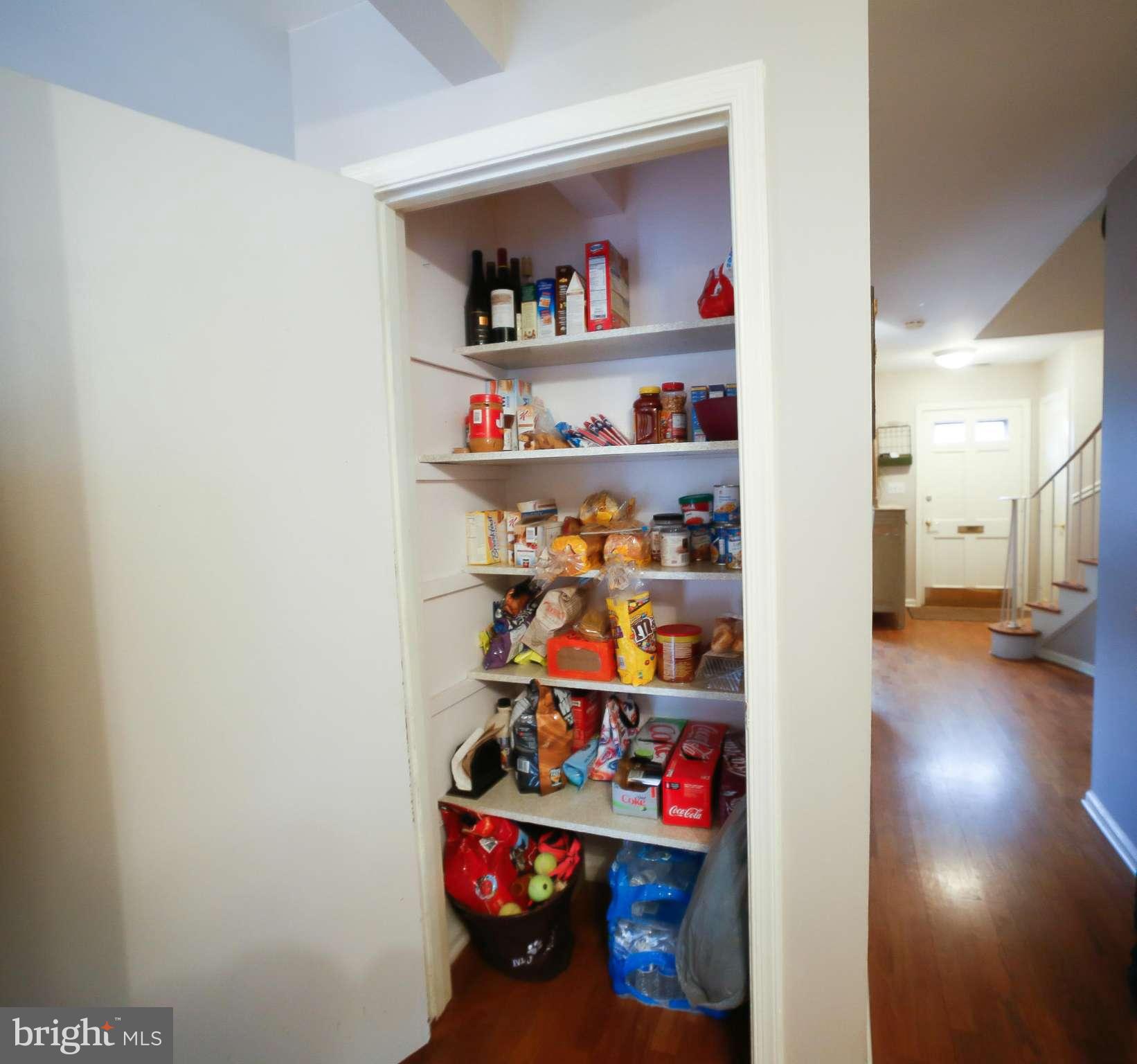 8113 Kingsview Court, Unit 207 Springfield, VA 22152 - Photo 14 of 28 Pantry