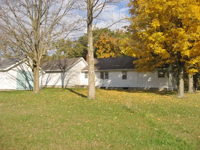 20051 South Sycamore Road Culver, IN 46511 - Photo 3 of 24 Gallery Image 3
