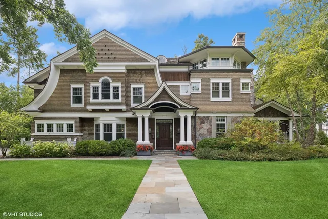 $5,500,000 | 624 Pine Lane, Winnetka, IL 60093