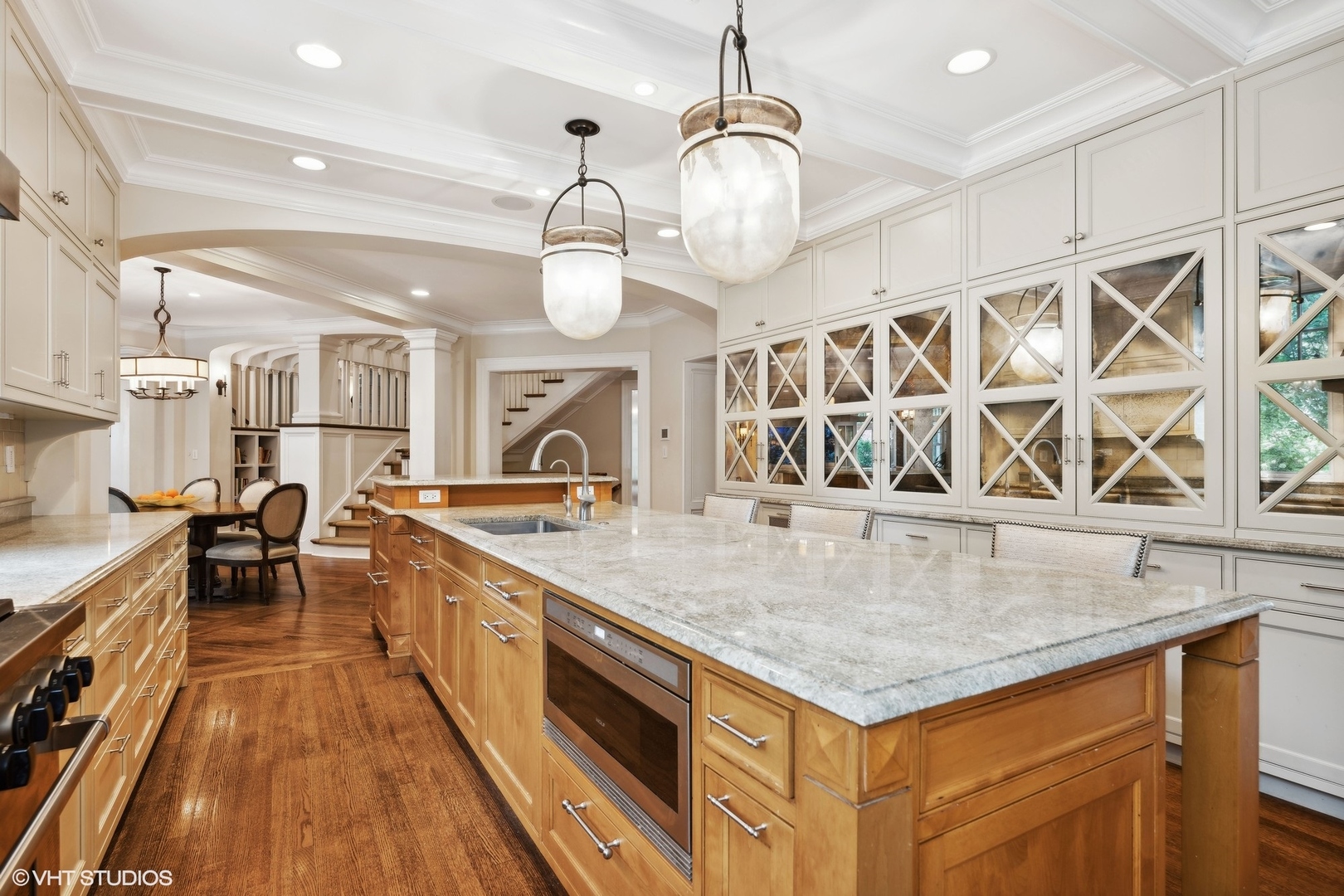 624 Pine Lane Winnetka, IL 60093 - Photo 12 of 100