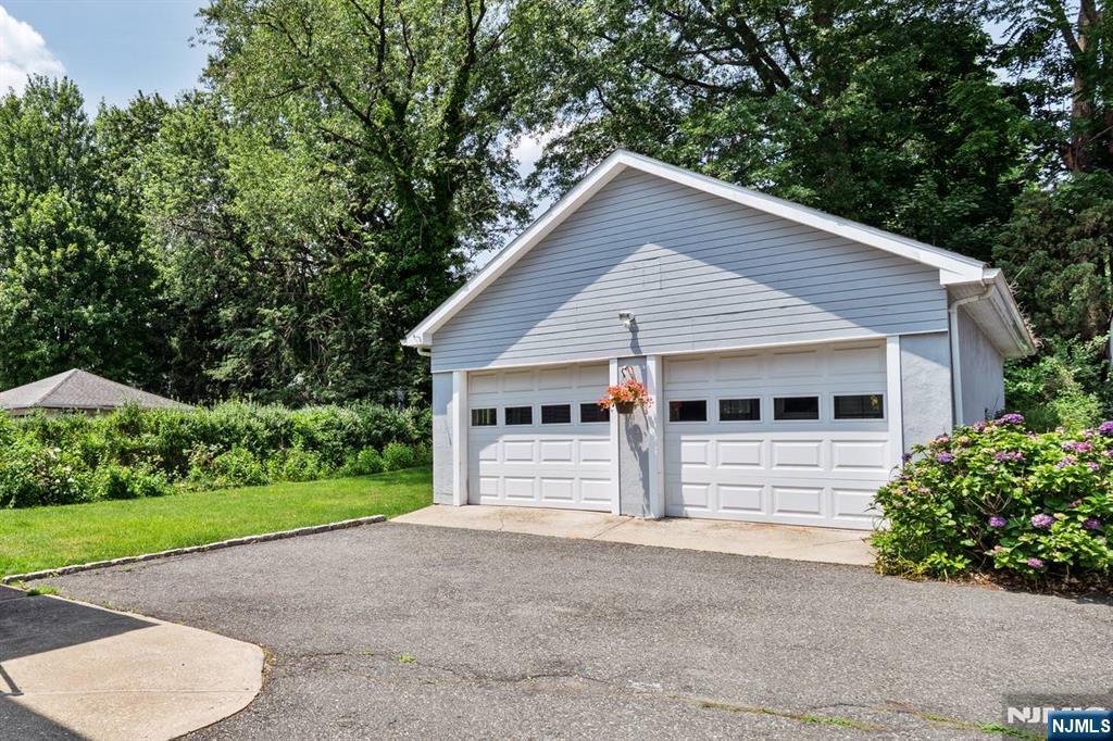 168 Orient Way Rutherford, NJ 07070 - Photo 34 of 40
