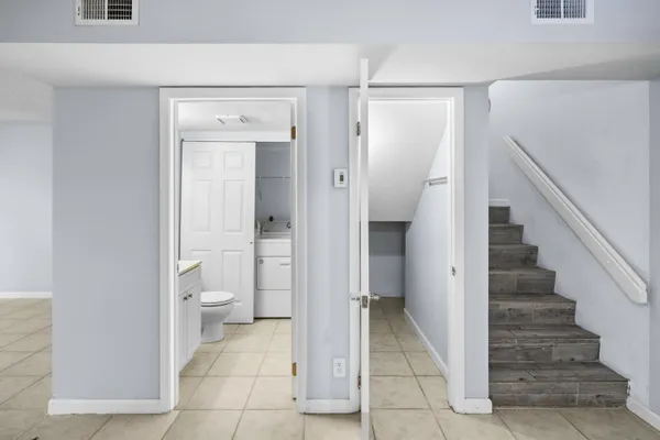 $2,400 | 8237 Severn Drive, Unit A, Boca Raton, FL 33433