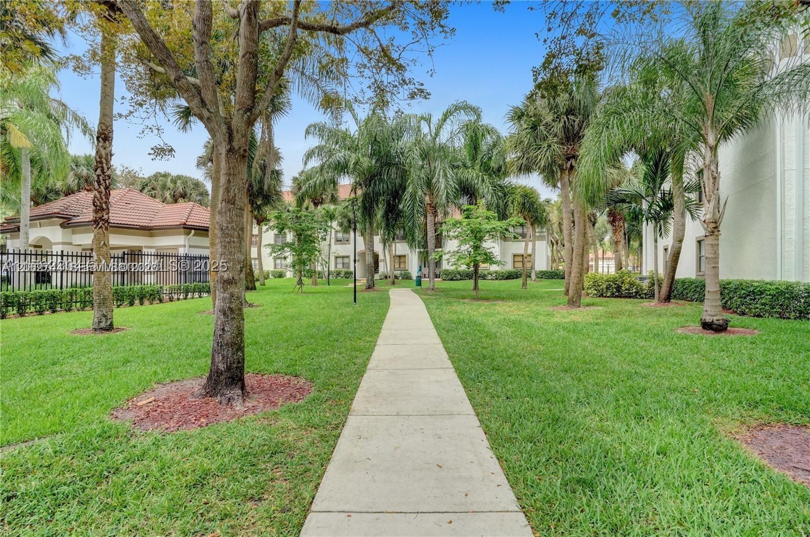 560 South Park Road, Unit 723 Hollywood, FL 33021 - Photo 18 of 19 Gallery Image 18