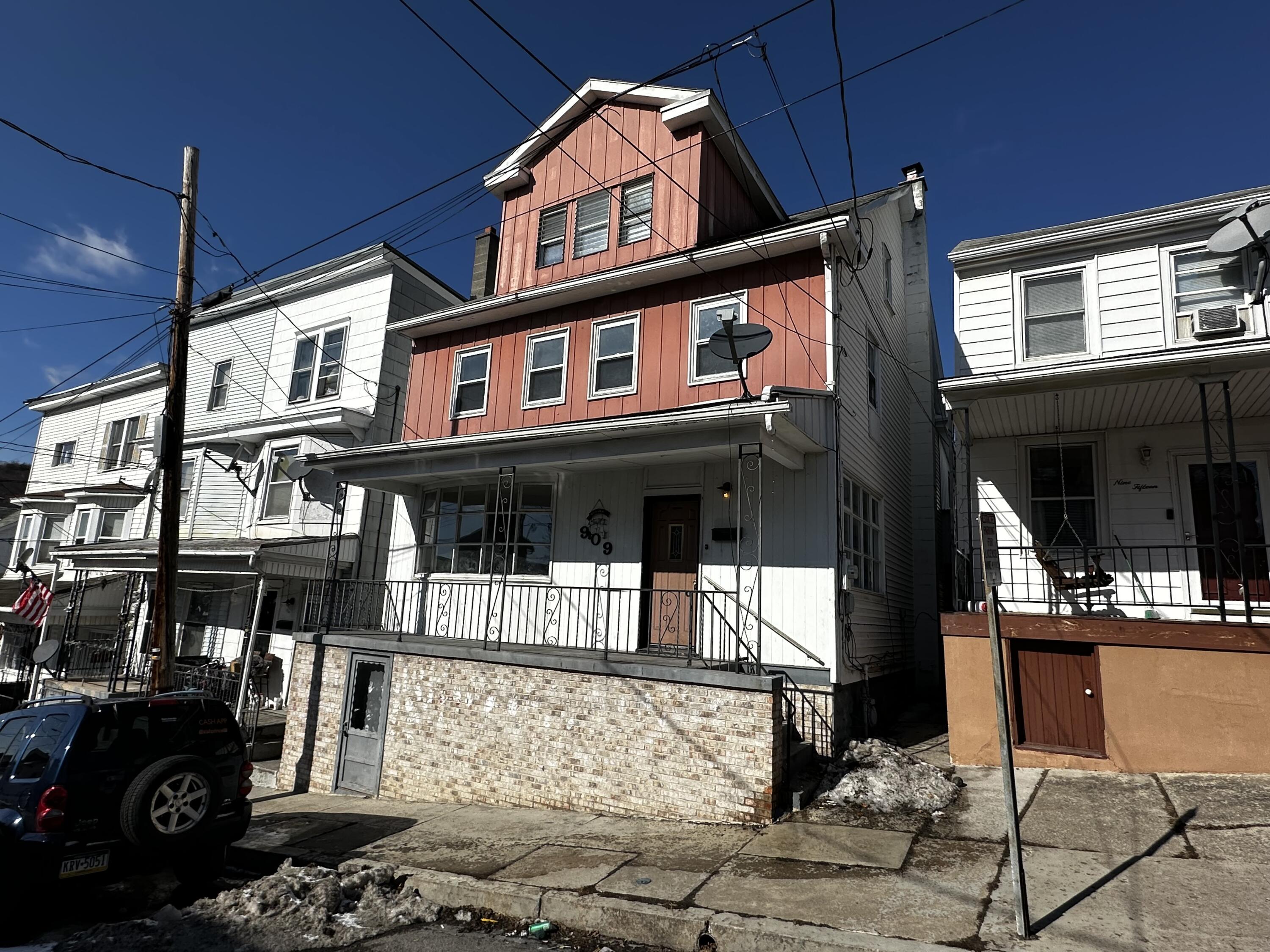 909 East Sunbury Street Shamokin, PA 17872 - Photo 1 of 42 IMG_3797