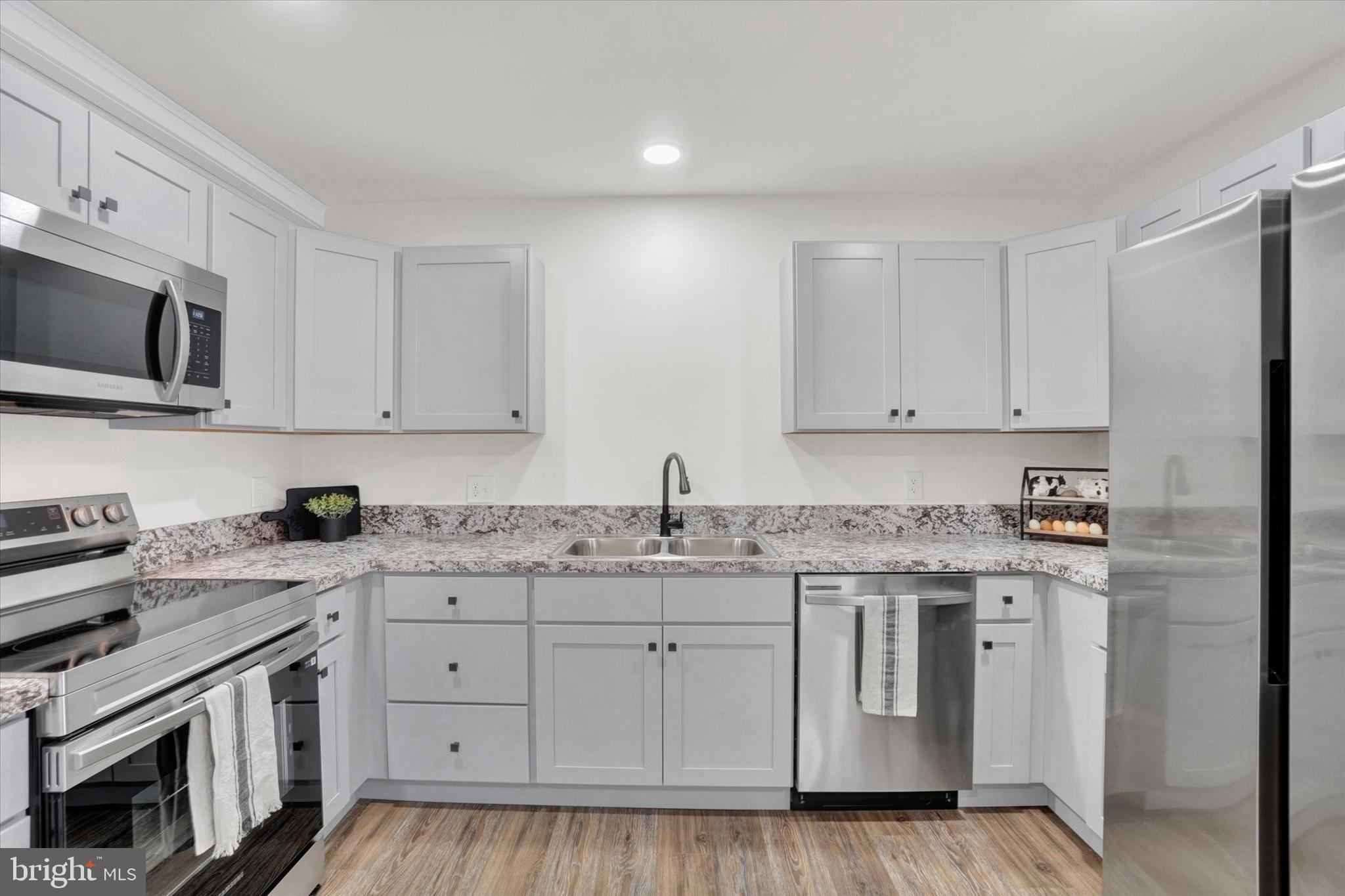 3116 Galaxy Road Dover, PA 17315 - Photo 9 of 19 Gallery Image 9