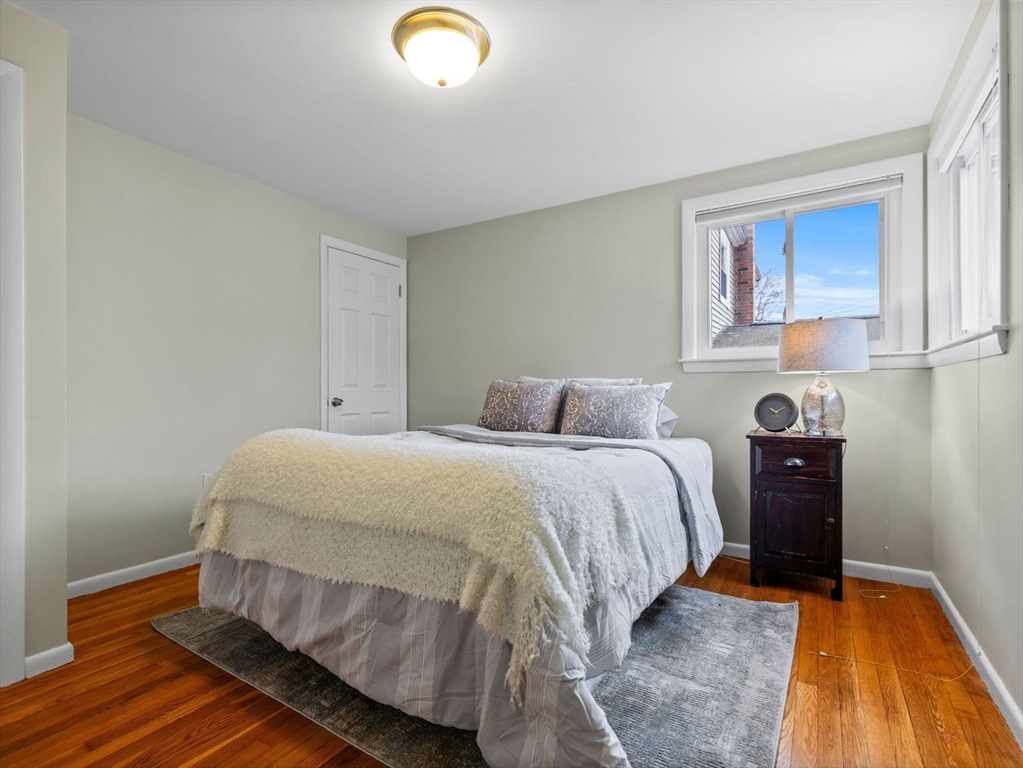 88 Lakeview Terrace Waltham, MA 02451 - Photo 6 of 14 Gallery Image 6
