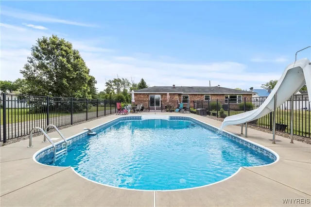 $749,499 | 354 Westwood Road, Lancaster, NY 14086