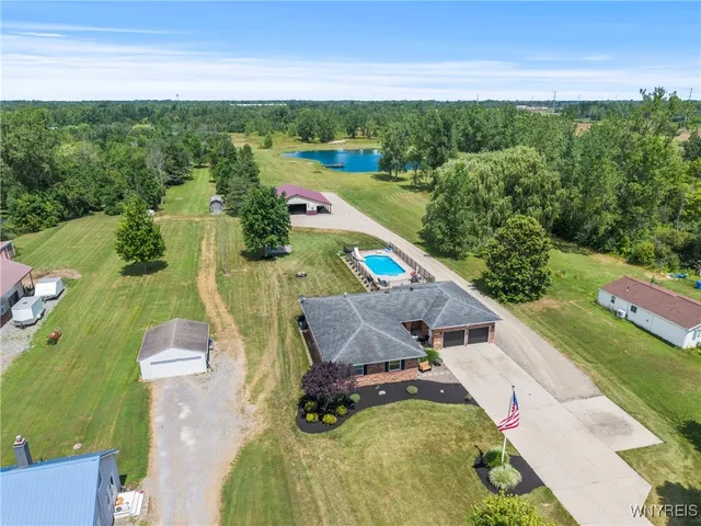 $749,499 | 354 Westwood Road, Lancaster, NY 14086