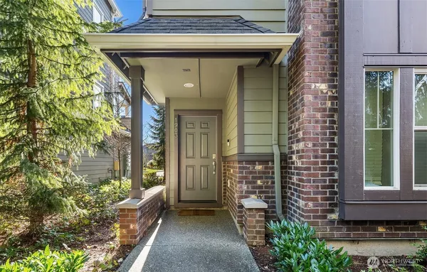 $3,200 | 1903 112th Place Southeast, Everett, WA 98208