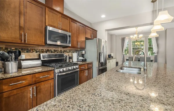 $3,200 | 1903 112th Place Southeast, Everett, WA 98208