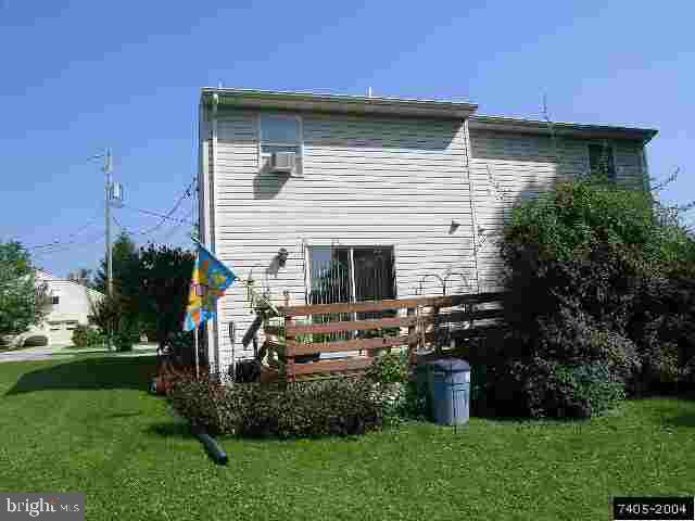 411 Meade Avenue Hanover, PA 17331 - Photo 5 of 6 Gallery Image 5